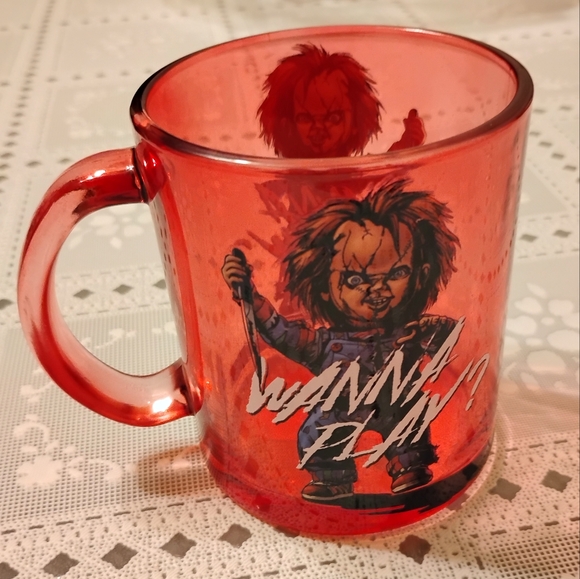 🆕 Chucky Wanna Play Glass Coffee Mug - 17.5 oz., New - Picture 5 of 7